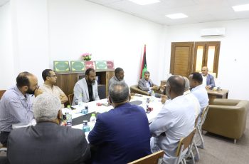 جامعة سبها : مجلس كلية التجارة والعلوم السياسية يعقد الاجتماع الدوري الثاني للعام الجاري (2024م).