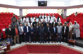 كلية التقنية الطبية تنظم ندوة علمية بعنوان (الأشعة الطبية من التشخيص إلى العلاج).