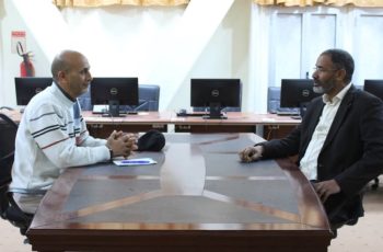 في إطار الاتفاقية المبرمة بين جامعة سبها وبلدية سبها عقد اجتماع تقابلي بين مدير مركز التدريب والتطوير بالجامعة ومدير ادارة الموارد البشرية بالبلدية