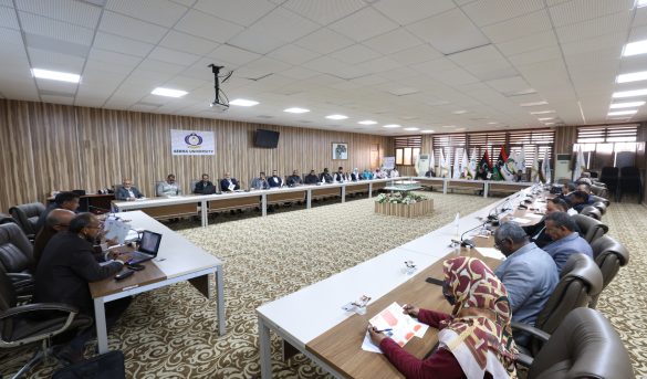 ندوة حوارية علمية بعنوان (دور المؤسسات التعليمية في مكافحة الجريمة، والوقاية منها).