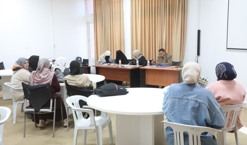 اجتماع تحضيري استعدادا لتصفيات المسابقة القرآنية النسائية على مستوى جامعة سبها.