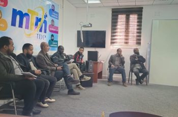 مركز التطوير المعلوماتي ينظم ورشة عمل في استخدام الجدول الدراسي الذكي بكلية الهندسة.