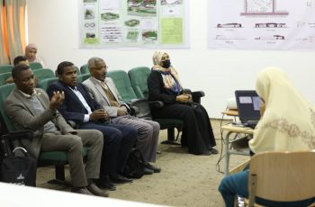 قسم الهندسة الكيميائية بكلية الهندسة يعرض خطة بحث مقترحة لتسجيل رسالة ماجستير في مجال هندسة التآكل.