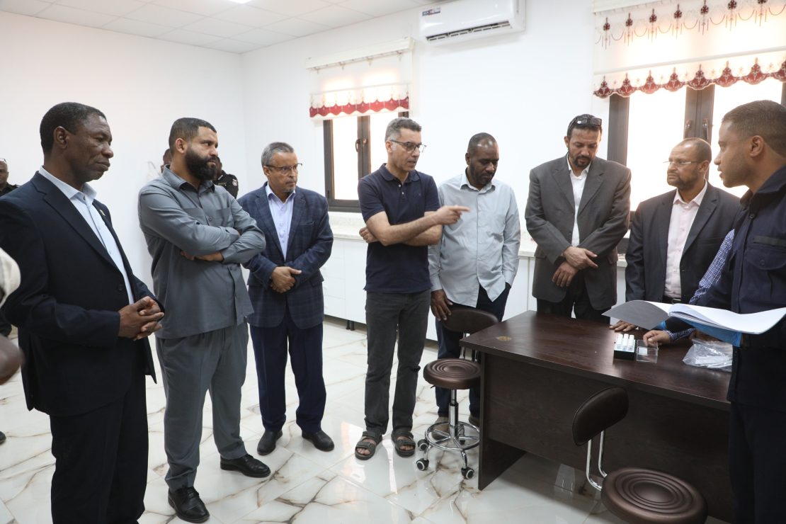 وفد من الجامعة يزور جهاز المباحث الجنائية فرع الجنوبية .