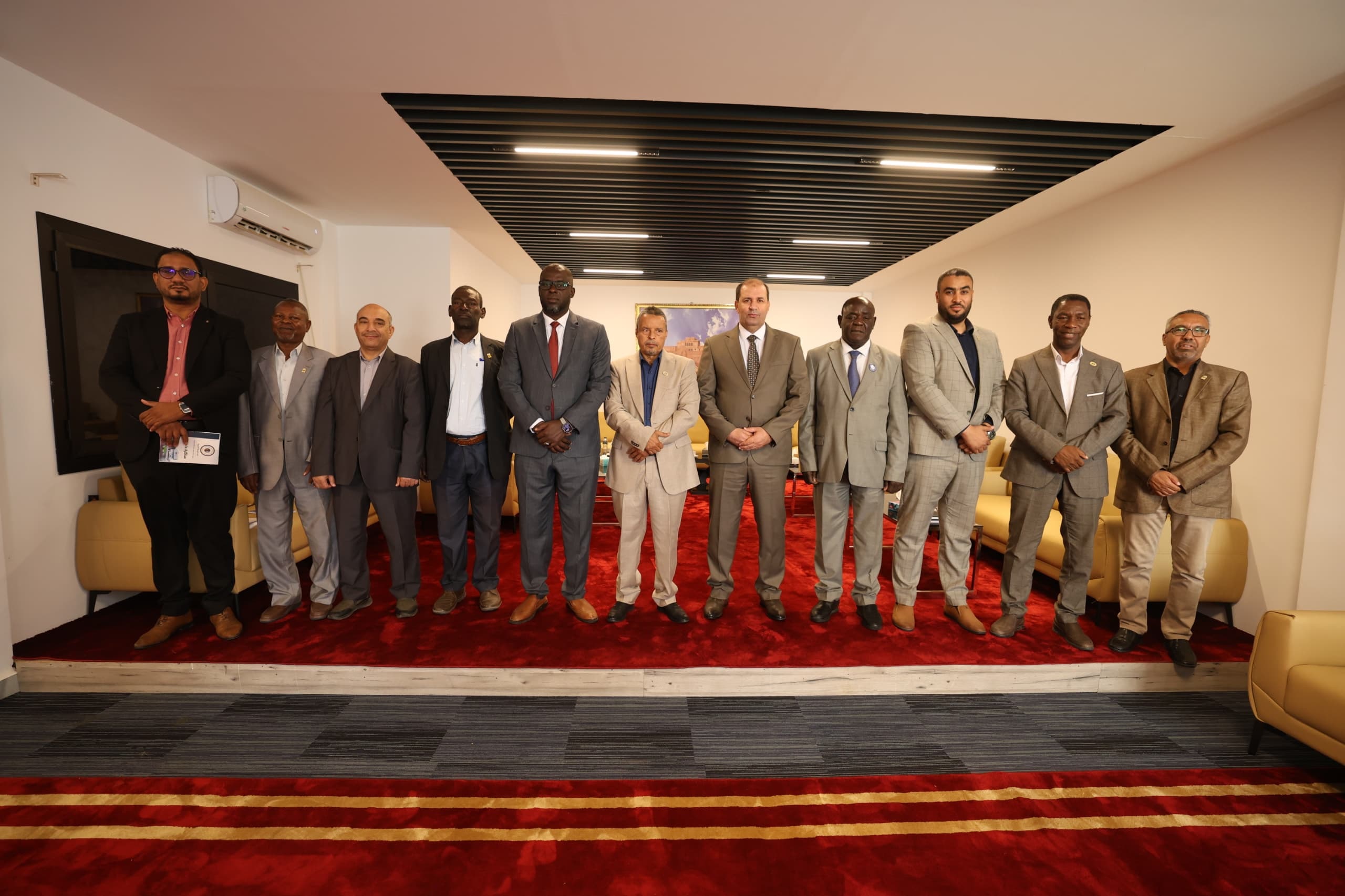 لقاء مع معالي وزير التعليم العالي والبحث العلمي السيد المهدي السعيطي، ومعالي وزير الدولة لشؤون الهجرة السيد فتحي التباوي في الحكومة الليبية.