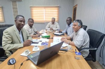 مركز خدمة وتنمية المجتمع والبيئة بالجامعة يعقد اجتماعه الاعتيادي للعام الجاري (2025م).