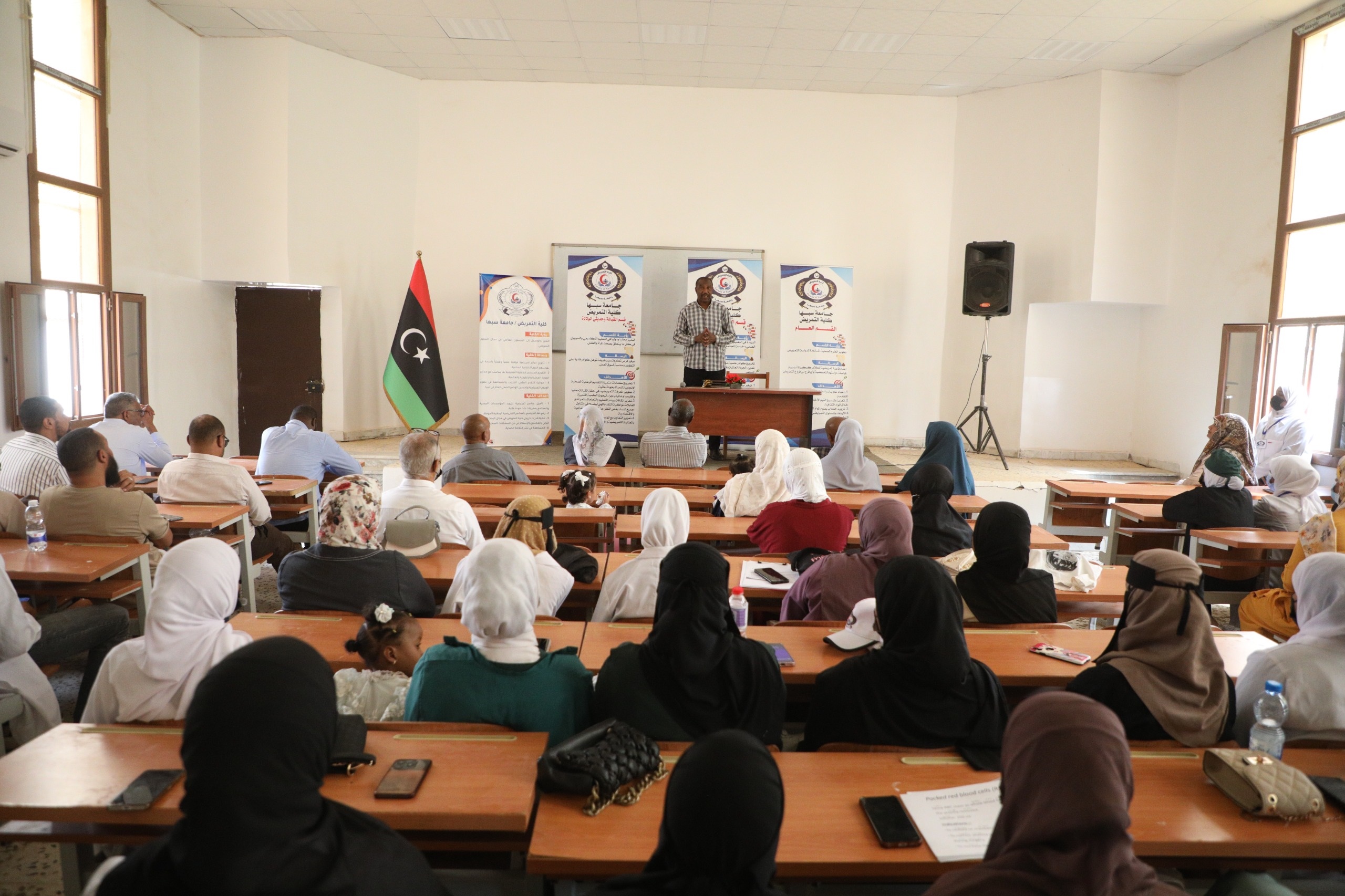 كلية التمريض تحتفل باليوم العالمي للتمريض.