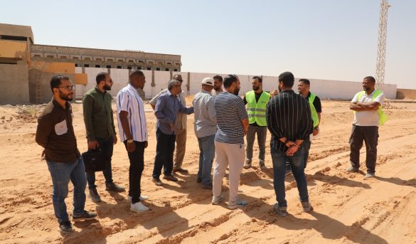 اللجنة المكلفة من رئاسة الجامعة ترافق لجنة الإعمار المسؤولة عن صيانة بعض مرافق الجامعة في جولة تفقدية.