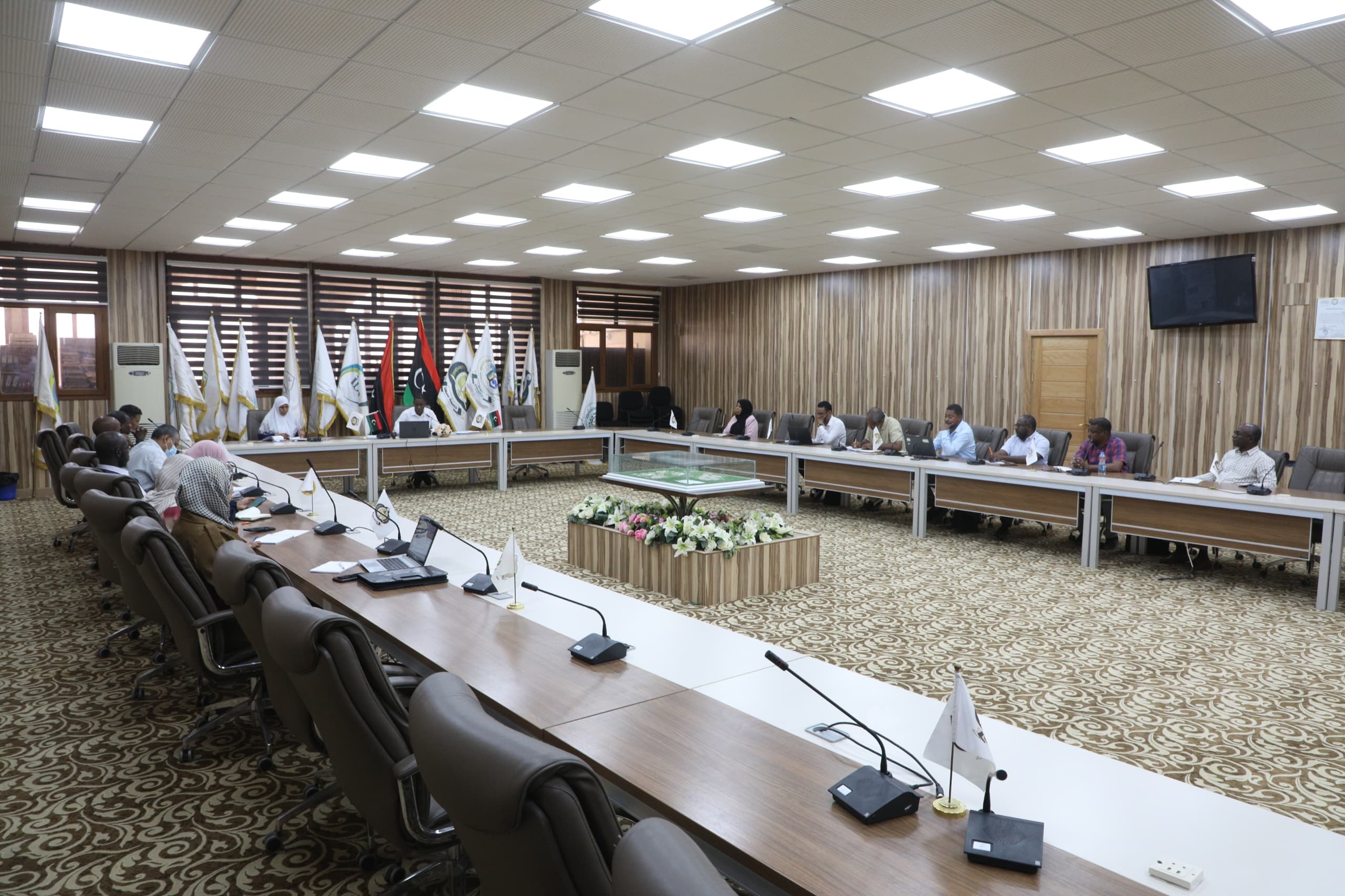 وكلاء الشؤون العلمية بكليات الجامعة يعقدون اجتماعهم الاعتيادي للعام الجاري (2025م).