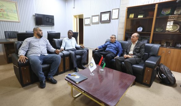 جامعة سبها تستقبل مدير مكتب التعاون الدولي بجامعة غريان لبحث آفاق التعاون العلمي المشترك.