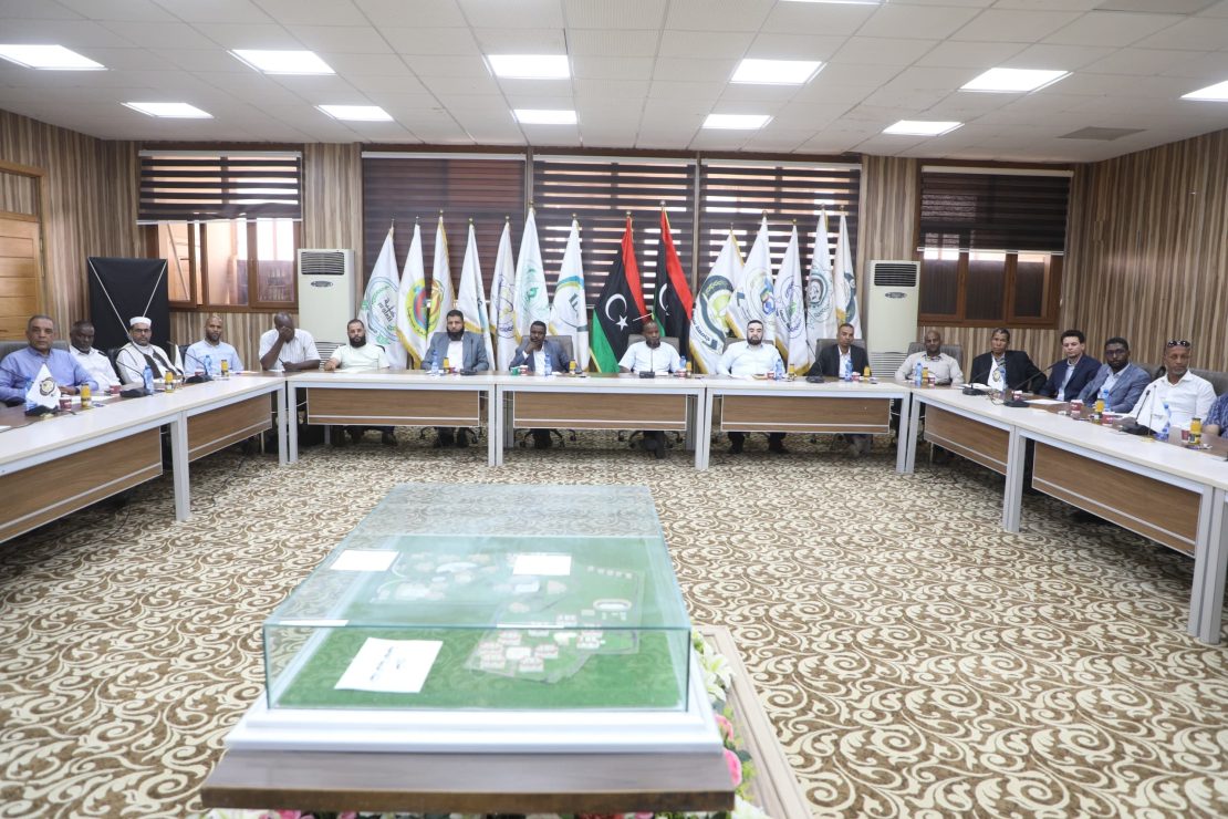 جامعة سبها تستضيف الدكتور عبدالسلام عقيل وكيل وزارة الصحة بالحكومة الليبية.