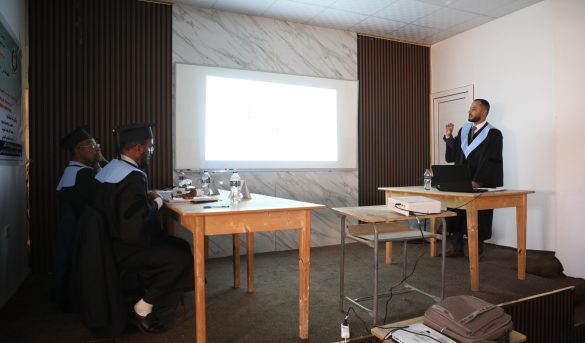 مناقشة رسالة ماجستير في قسم هندسة الطاقات المتجددة بكلية الهندسة. - جامعة سبها | Sebha University مناقشة رسالة ماجستير في قسم هندسة الطاقات المتجددة بكلية الهندسة.