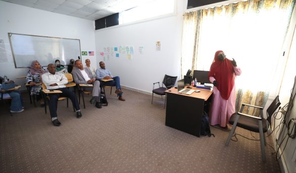 مناقشة رسالة ماجستير في قسم الكيمياء بكلية العلوم. - جامعة سبها | Sebha University مناقشة رسالة ماجستير في قسم الكيمياء بكلية العلوم.