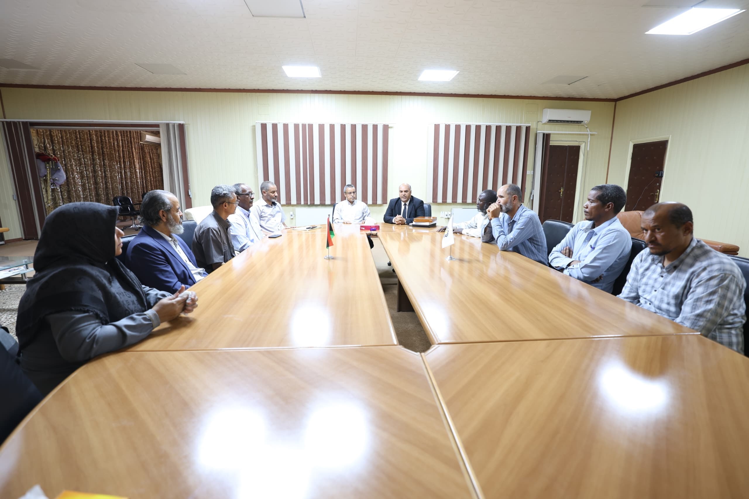 اختتام فعاليات دورة تدريبية بعنوان: نظم المعلومات الجغرافية.