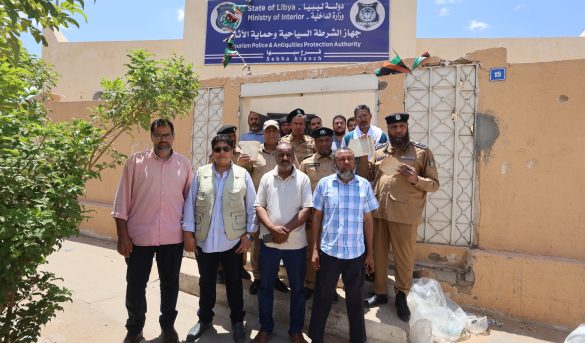 قسم الآثار والسياحة. - تقرير رسمي بشأن مراسم تسليم مستحثات أثرية مكتشفة في منطقة جبل الحساونة. - جامعة سبها | Sebha University قسم الآثار والسياحة. - تقرير رسمي بشأن مراسم تسليم مستحثات أثرية مكتشفة في منطقة جبل الحساونة.