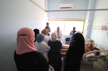 استمرار الأسبوع الثاني من البرنامج التدريبي لتأهيل الصيادلة السريريين.