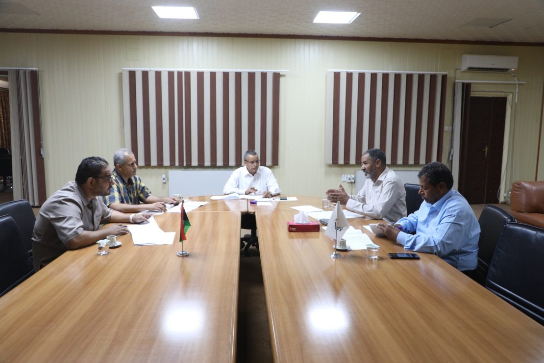 لجنة التدريب بالجامعة تعقد اجتماعها الاعتيادي الثالث للعام (2025م).