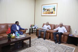 رؤساء جامعات فزان ووادي الشاطئ وسبها يعقدون اجتماعا لبحث سبل التعاون العلمي المشترك بينهم.