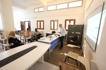 مركز التدريب والتطوير ينفذ ورشة عمل تدريبية بعنوان (الهوية الرقمية للباحث على المنصات الرقمية).