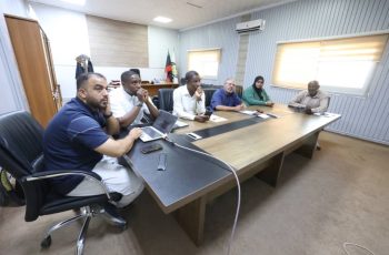 اجتماع بشأن الاستعداد لإقامة حفل الخريجين، وتجهيز منظومة الخريجين.