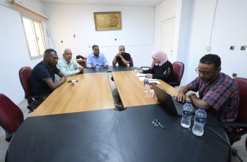 اجتماع تشاوري بين كلية التقنية الطبية وكلية طب وجراحة الفم والأسنان