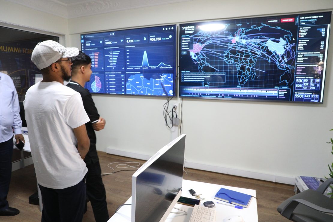 جامعة سبها تشارك في فعاليات المسابقة البرمجية الوطنية.