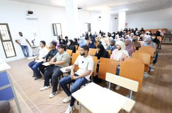 الملتقى التعريفي الأول للطلاب الجدد بكلية التقنية الطبية.