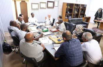 لجنة الدراسات العليا تعقد اجتماعها الاعتيادي الثامن للعام (2025م).