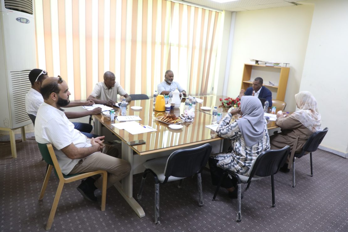 اجتمــاع مجلـس إدارة المكتبـات والمطبوعـات والنشـر والترجمــة بالجامعـة.