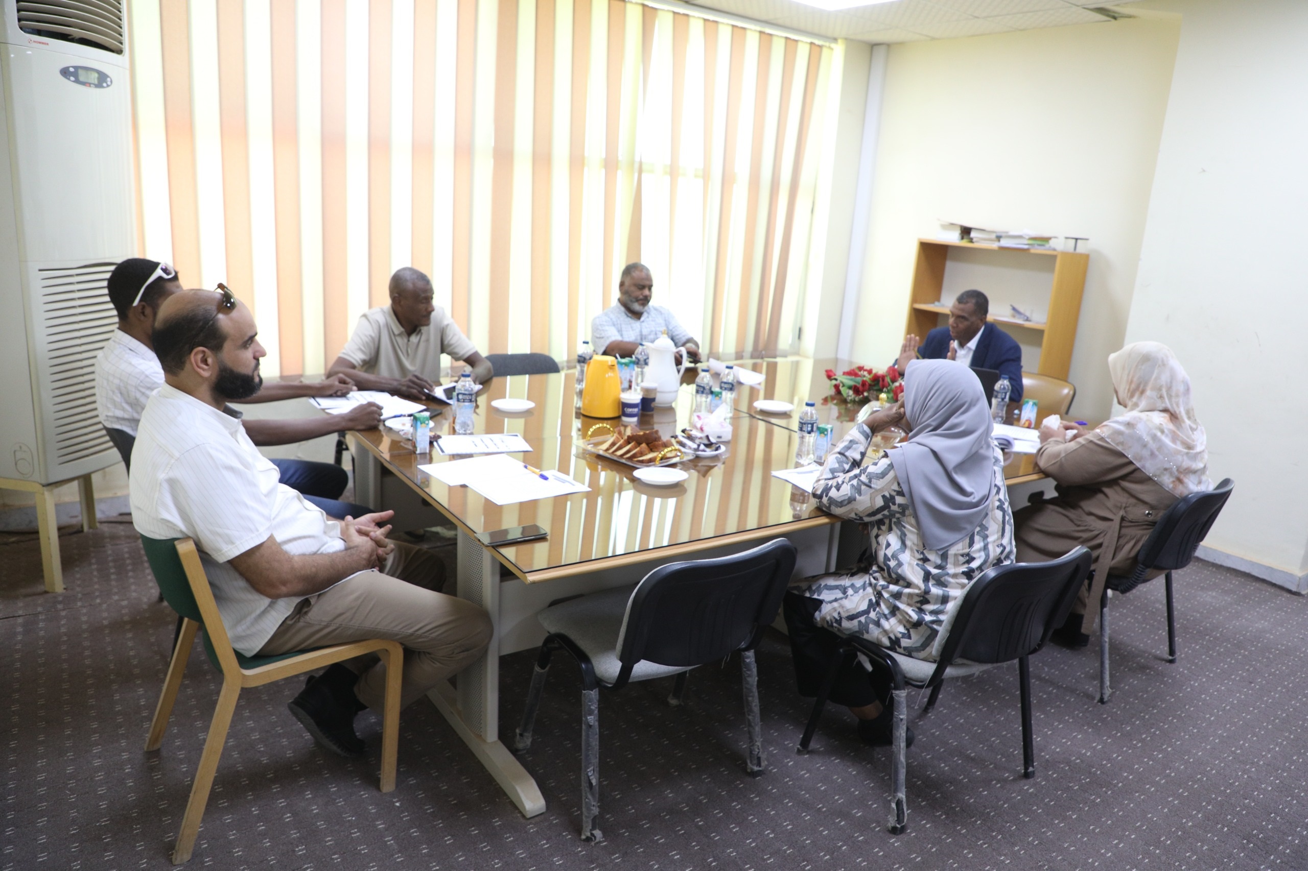 اجتمــاع مجلـس إدارة المكتبـات والمطبوعـات والنشـر والترجمــة بالجامعـة.