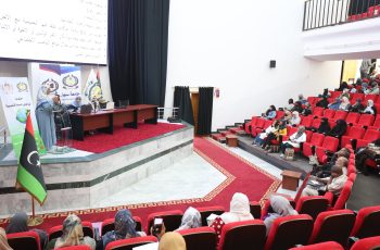 قسم علم النفس بكلية الآداب ينظم ندوة علمية احتفاءً باليوم العالمي للصحة النفسية.