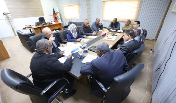 لجنـة الدراسـات العليــا تعقـد اجتماعــها الاعتيــادي العاشــر للعــام (2025م).