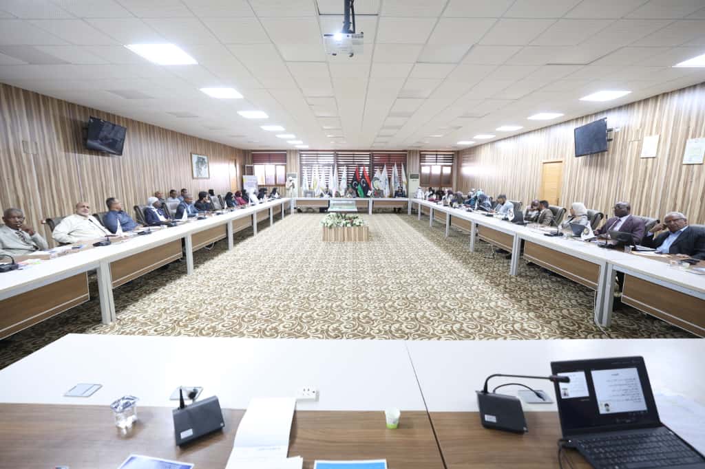 مركــز خدمــة وتنميــة المجتمـع والبيئــة ينظــم نــدوة علميــة بعنــوان (التوعيـة المجتمعيـة لحمايـة حقـوق الطفـل) .