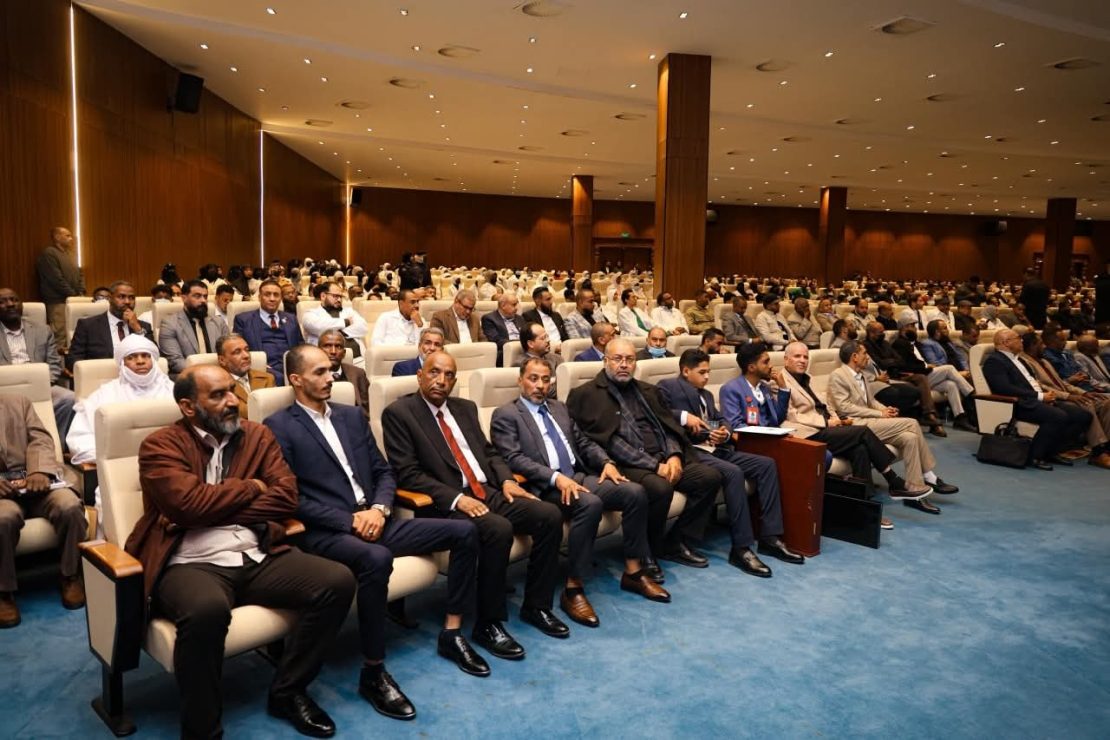 أقيمــت احتفاليـة بقاعــة قصــر فــزان للمؤتمــرات.