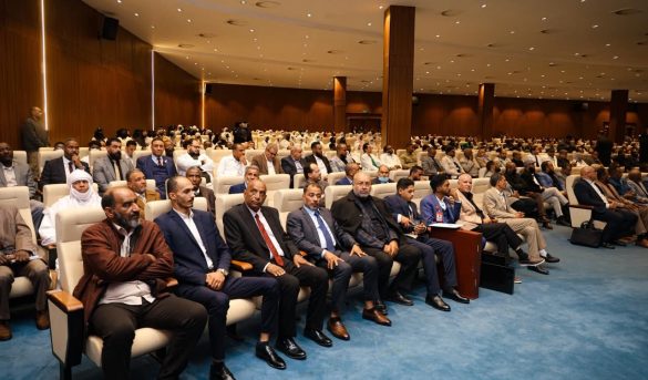 أقيمــت احتفاليـة بقاعــة قصــر فــزان للمؤتمــرات.