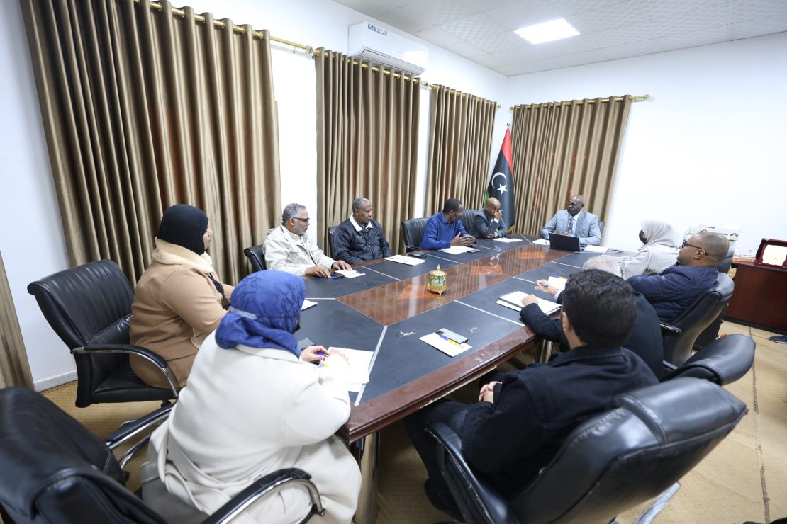 كليــة التمريـض تعقــد إجتماعــها الثالــث للعـــام الجامعــي 2025/2026م