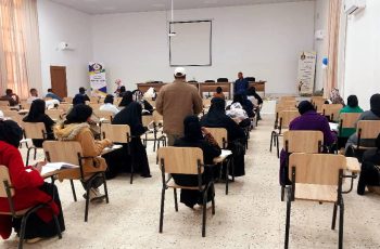 انطـلاق الامتحــانات النهائيــة بكليـة التربيـة الغريفــة .