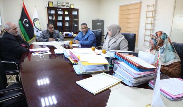 لجنــة شــؤون الموظفيـن بالجامعـة تعقـد اجتماعـها الـدوري الثـاني عشـر للعـام (2025). - جامعة سبها | Sebha University لجنــة شــؤون الموظفيـن بالجامعـة تعقـد اجتماعـها الـدوري الثـاني عشـر للعـام (2025).