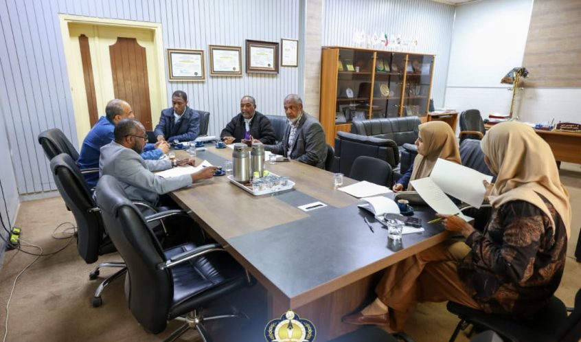 الاجتمــاع الــدوري الأول للجنــة العلميـة للمؤتمـر الدولـي الرابــع للعلــوم الإنسانيــة.