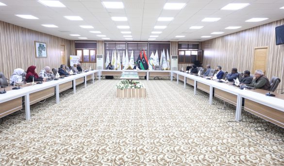 وكيــل الشــؤون العلميــة بالجامعــة يعقـــد اجتماعــا دوريــا مــع وكــلاء الشــؤون العلميــة بالكليــات .