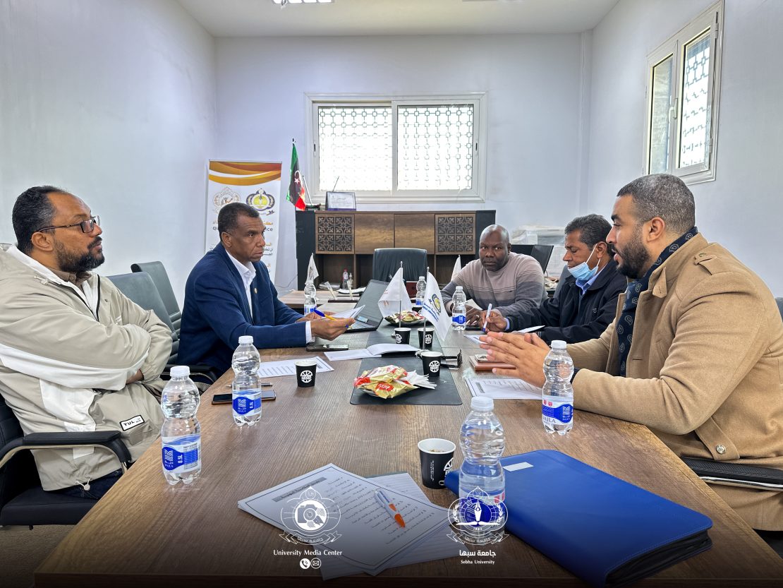 لجنــة إعـداد دليـل الصحـة والسلامـة المهنـية تعقـد اجتماعـها الدوري الأول للعــام (2026م).