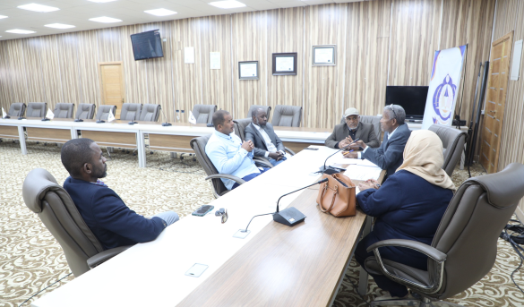 اللجنـة التسييـرية لمجلـس كليـة الطـب البيطـري تعقـد اجتماعـها الاعتيـادي الرابـع خـلال العــام (2026م).