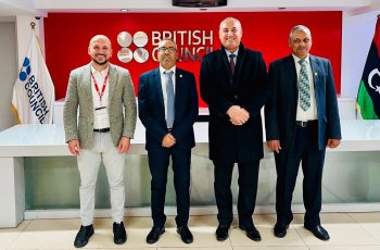 لقـاء بيـن مركـز اللغـات- جامعـة سبـها والمركـز الثقافـي البريطـاني ( British Council ) لمناقشـة جوانـب التعـاون المشـترك في تعلـيم اللغـة الإنجليـزية