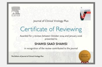 تحصل الأستاذ شمسي سعد شمسي ، رئيس قسم البحوث والاستشارات العلمية بكلية التقنية الطبية بجامعة سبها، على شهادة تميز في التقييم (Certificate of Reviewing) من مجلة Journal of Clinical Virology Plus التابعة لدار النشر العالمية Elsevier. وقد جاء هذا التكريم تقديراً لمساهمته العلمية المتميزة في مراجعة وتقييم 3 أبحاث تخصصية خلال الفترة من أكتوبر 2024 وحتى يناير 2026 ، مما يعكس الثقة الدولية الكبيرة في خبرات كوادرنا الأكاديمية وقدرتهم على تحكيم الإنتاج العلمي العالمي. تعد هذه المجلة من المنصات العلمية المرموقة المصنفة ضمن الفئة الثانية (Q2) ومفهرسة في قواعد البيانات العالمية Scopus و Web of Science، بمعامل تأثير 3.1 ومعدل استشهادات 1.4. وتختص المجلة بنشر وتداول المعارف الجديدة المتعلقة بكافة جوانب الفيروسات البشرية، ولا سيما الأبحاث التي تتناول فهم الحالات المرضية الناتجة عنها، وعلم الأوبئة، والتشخيص المبتكر، وتطوير اللقاحات. إن هذا الإنجاز يمثل إضافة نوعية ومهمة لجامعة سبها، حيث يساهم بشكل مباشر في تعزيز مكانتها في المحافل العلمية الدولية ورفع تصنيفها الأكاديمي العالمي. كما يعد دليلاً ملموساً على جودة الكفاءات العلمية التي تذخر بها الكلية، وقدرتها على المساهمة في توجيه البحث العلمي الدولي، مما يفتح آفاقاً واسعة للتعاون مع المؤسسات البحثية الكبرى حول العالم.