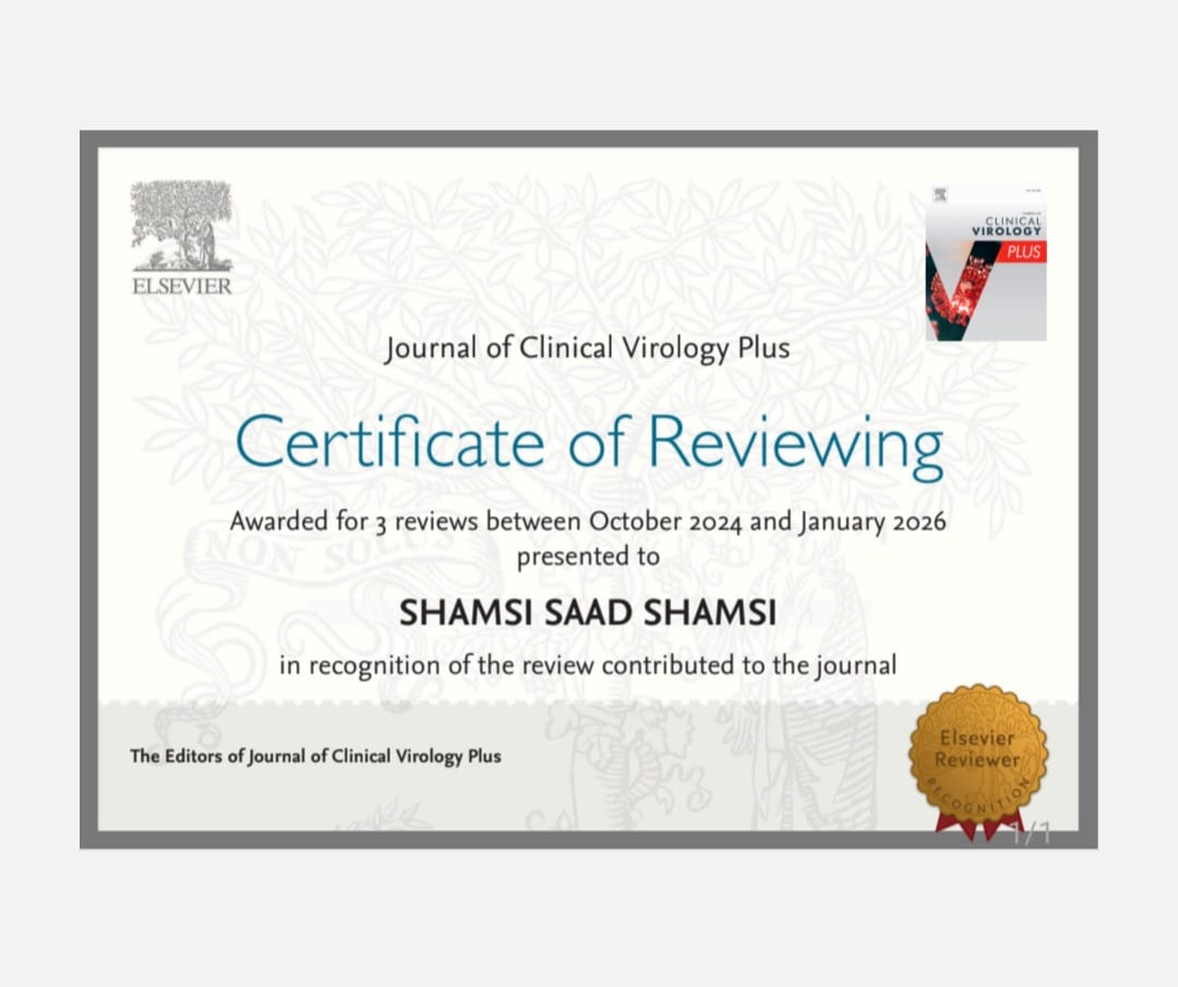 تحصل الأستاذ شمسي سعد شمسي ، رئيس قسم البحوث والاستشارات العلمية بكلية التقنية الطبية بجامعة سبها، على شهادة تميز في التقييم (Certificate of Reviewing) من مجلة Journal of Clinical Virology Plus التابعة لدار النشر العالمية Elsevier. وقد جاء هذا التكريم تقديراً لمساهمته العلمية المتميزة في مراجعة وتقييم 3 أبحاث تخصصية خلال الفترة من أكتوبر 2024 وحتى يناير 2026 ، مما يعكس الثقة الدولية الكبيرة في خبرات كوادرنا الأكاديمية وقدرتهم على تحكيم الإنتاج العلمي العالمي. تعد هذه المجلة من المنصات العلمية المرموقة المصنفة ضمن الفئة الثانية (Q2) ومفهرسة في قواعد البيانات العالمية Scopus و Web of Science، بمعامل تأثير 3.1 ومعدل استشهادات 1.4. وتختص المجلة بنشر وتداول المعارف الجديدة المتعلقة بكافة جوانب الفيروسات البشرية، ولا سيما الأبحاث التي تتناول فهم الحالات المرضية الناتجة عنها، وعلم الأوبئة، والتشخيص المبتكر، وتطوير اللقاحات. إن هذا الإنجاز يمثل إضافة نوعية ومهمة لجامعة سبها، حيث يساهم بشكل مباشر في تعزيز مكانتها في المحافل العلمية الدولية ورفع تصنيفها الأكاديمي العالمي. كما يعد دليلاً ملموساً على جودة الكفاءات العلمية التي تذخر بها الكلية، وقدرتها على المساهمة في توجيه البحث العلمي الدولي، مما يفتح آفاقاً واسعة للتعاون مع المؤسسات البحثية الكبرى حول العالم.