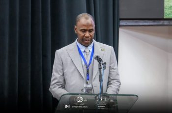 كلــمة د.عاشـور سـعد ميـنا عمـيد كلــية التربـية البدنـية وعلــوم الرياضــة.