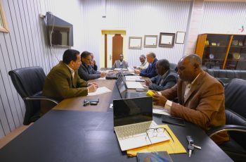 لجـنة الدراسـات العلـيا تعـقد اجتماعـها الــدوري الثــاني لعـام (2026م).