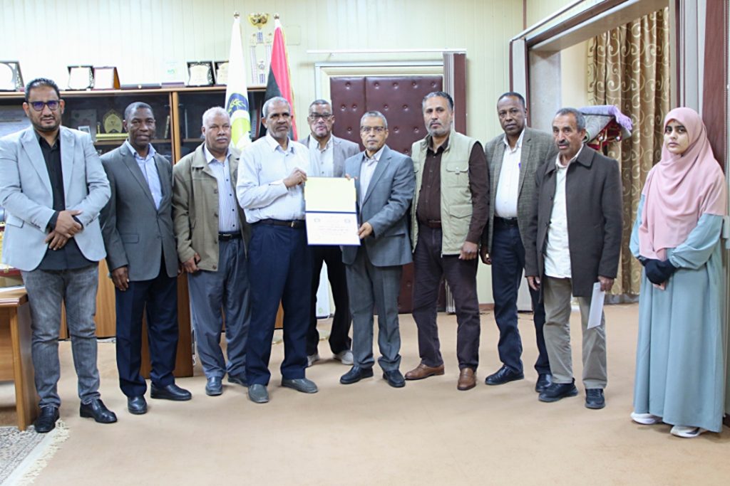 جامعة سبها تُكرّم الأستاذ الدكتور عبد الهادي البصير لتحقيقه سبقا علمياً عالمياً في "الكيمياء الخضراء" [سبها – ليبيا، 15 مارس 2026]