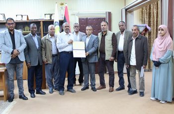 جامعة سبها تُكرّم الأستاذ الدكتور عبد الهادي البصير لتحقيقه سبقا علمياً عالمياً في "الكيمياء الخضراء" [سبها – ليبيا، 15 مارس 2026]