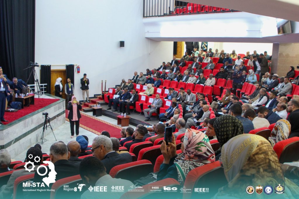 تخلل الملتقى المغاربي الدولي الخامس ليوم الثاني على التوالي عرض مجموعة من الأوراق البحثية